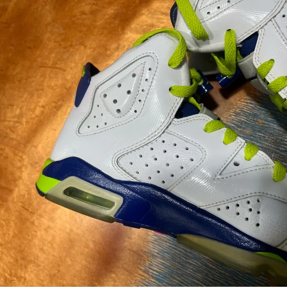 Jordan 6 Retro Fierce Green Basketball Athletic Shoes White Blue Size 6Y